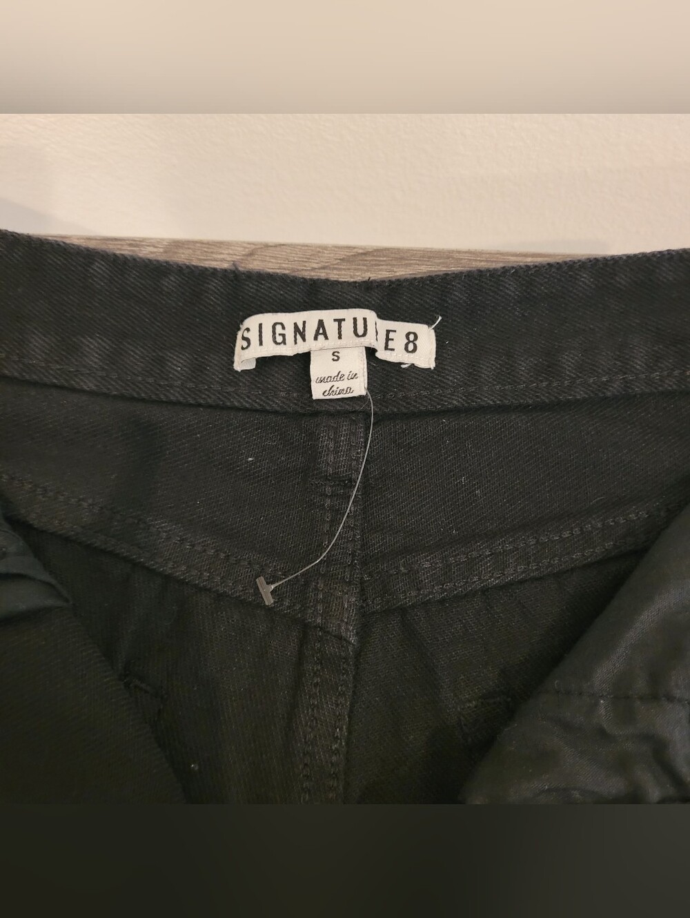 Signature8 Black Distressed Denim Jean Short Size S - Picture 8 of 9